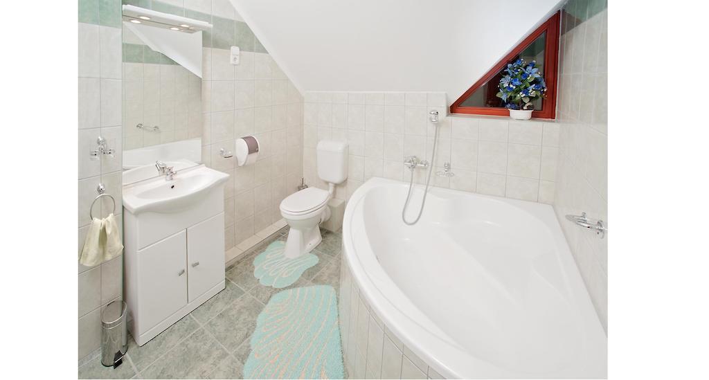Hotel Hubertus Zebegeny Ruang foto